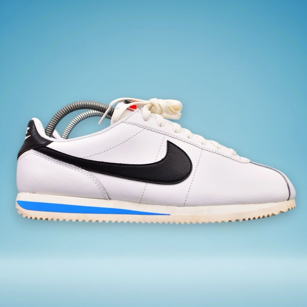 Nike Cortez Size 10 Women's White Black Blue
